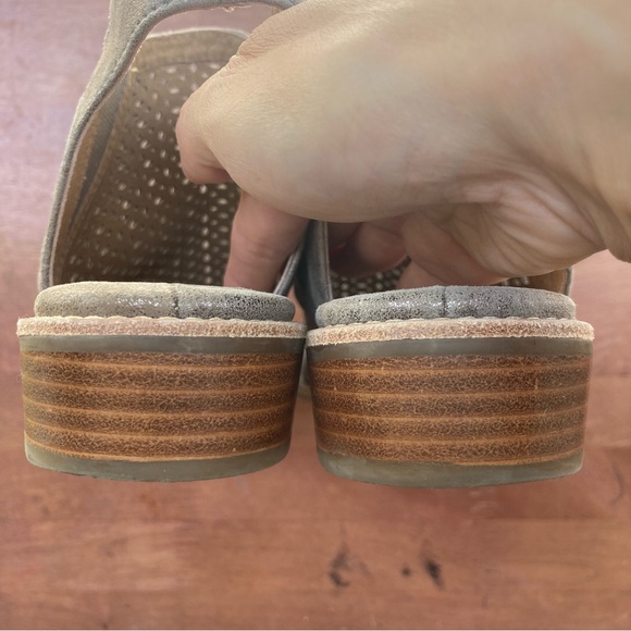 Sofft Leather Nalda Slingback Peep Toe Perforated Cut Out Sandals Bootie Sz 8 - Picture 5 of 7